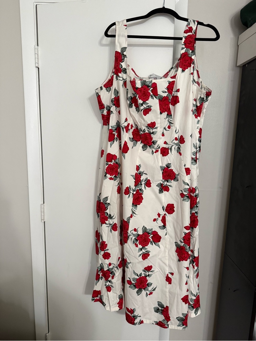 Ava & Viv White Midi Dress with Red Rose Print